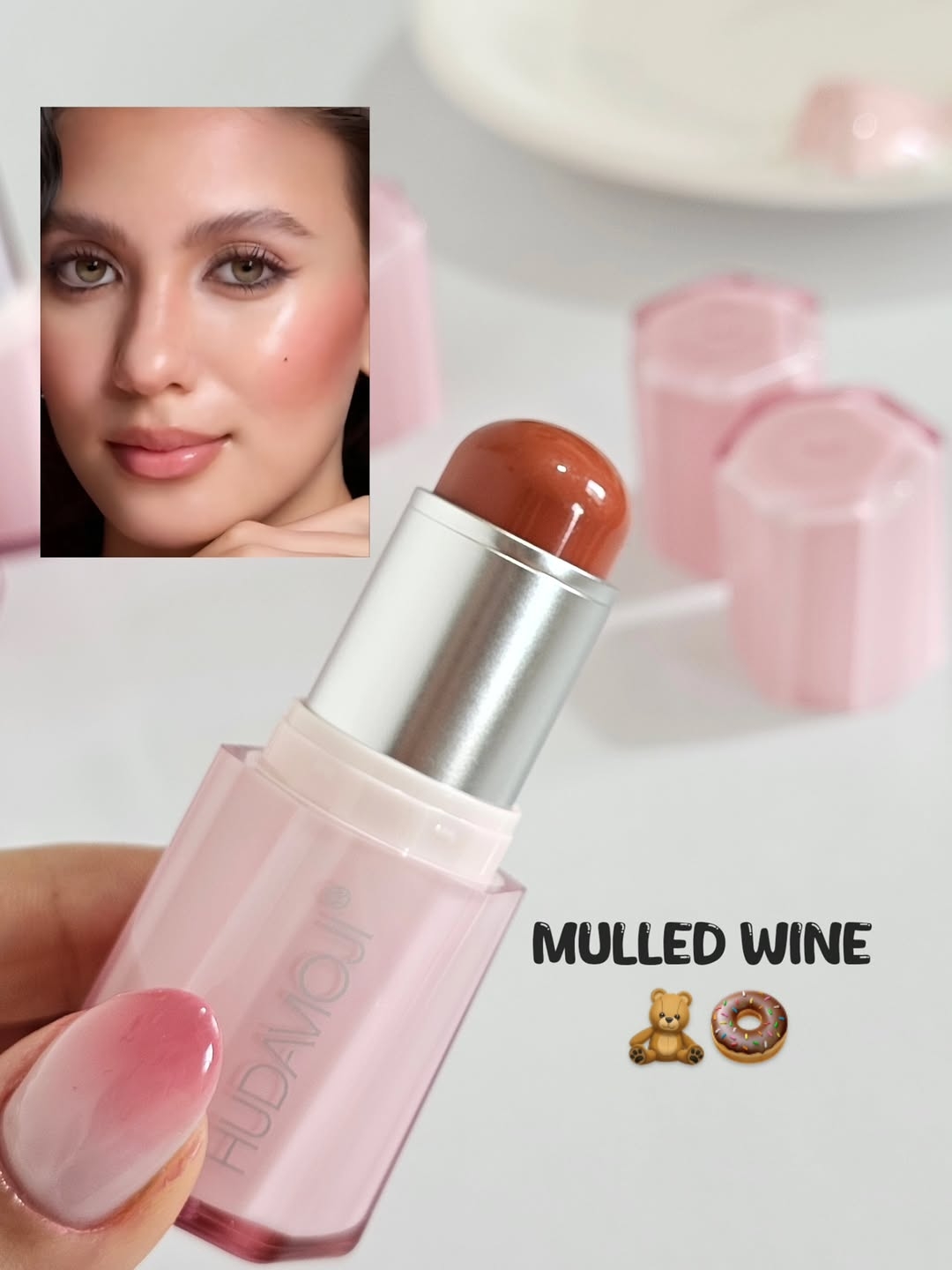 رژگونه استیکی کره‌ای طرح شیگلم هدی موجی