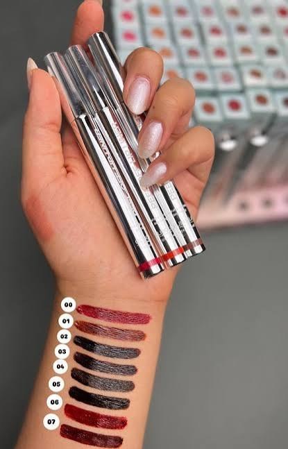 خط لب پیلافی اورجینال اولیبولا (OLIBOLLA Peel-Off Lipstick)