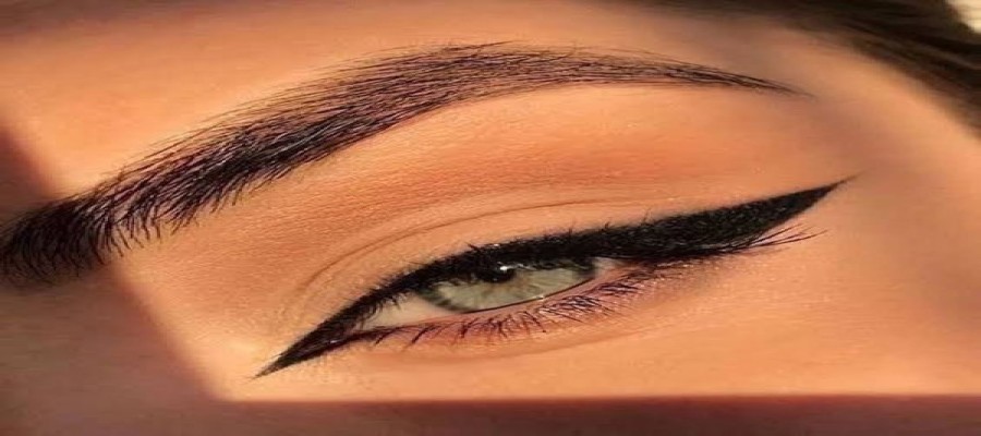 چطور با یک خط چشم ساده، ۵ سال جوانتر به نظر برسیم؟!